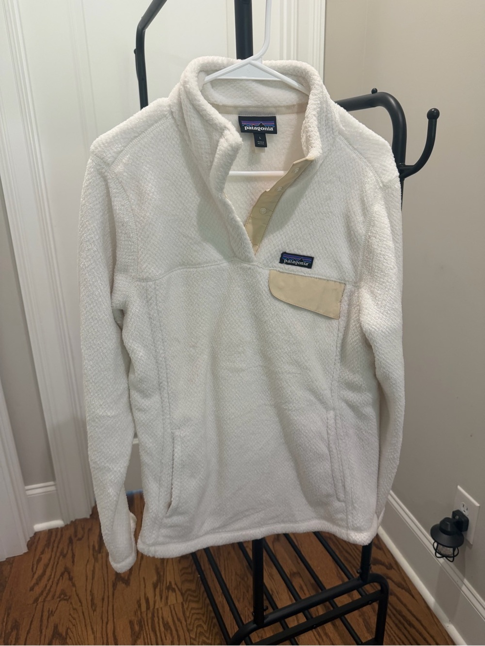 Patagonia Cream Zip-Up Fleece Pullover